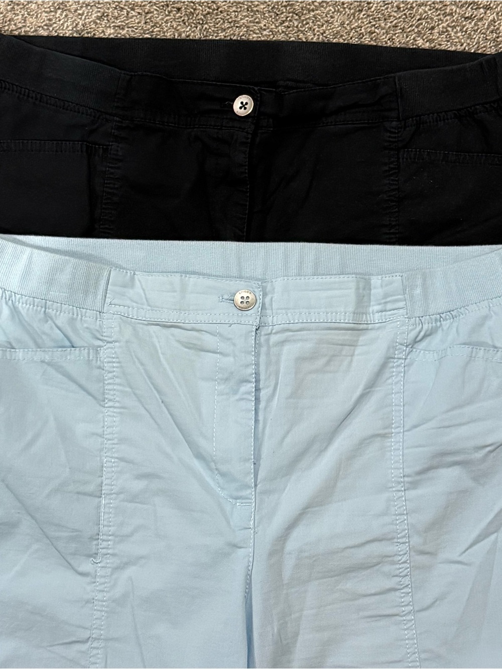 ⁠Chico's Capri Pants Women 2.5 14 Blue Black Stretch⁠